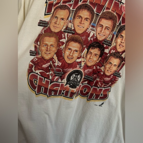 Red wings Hockey T Shirt XL (STAIN) - Picture 3 of 5